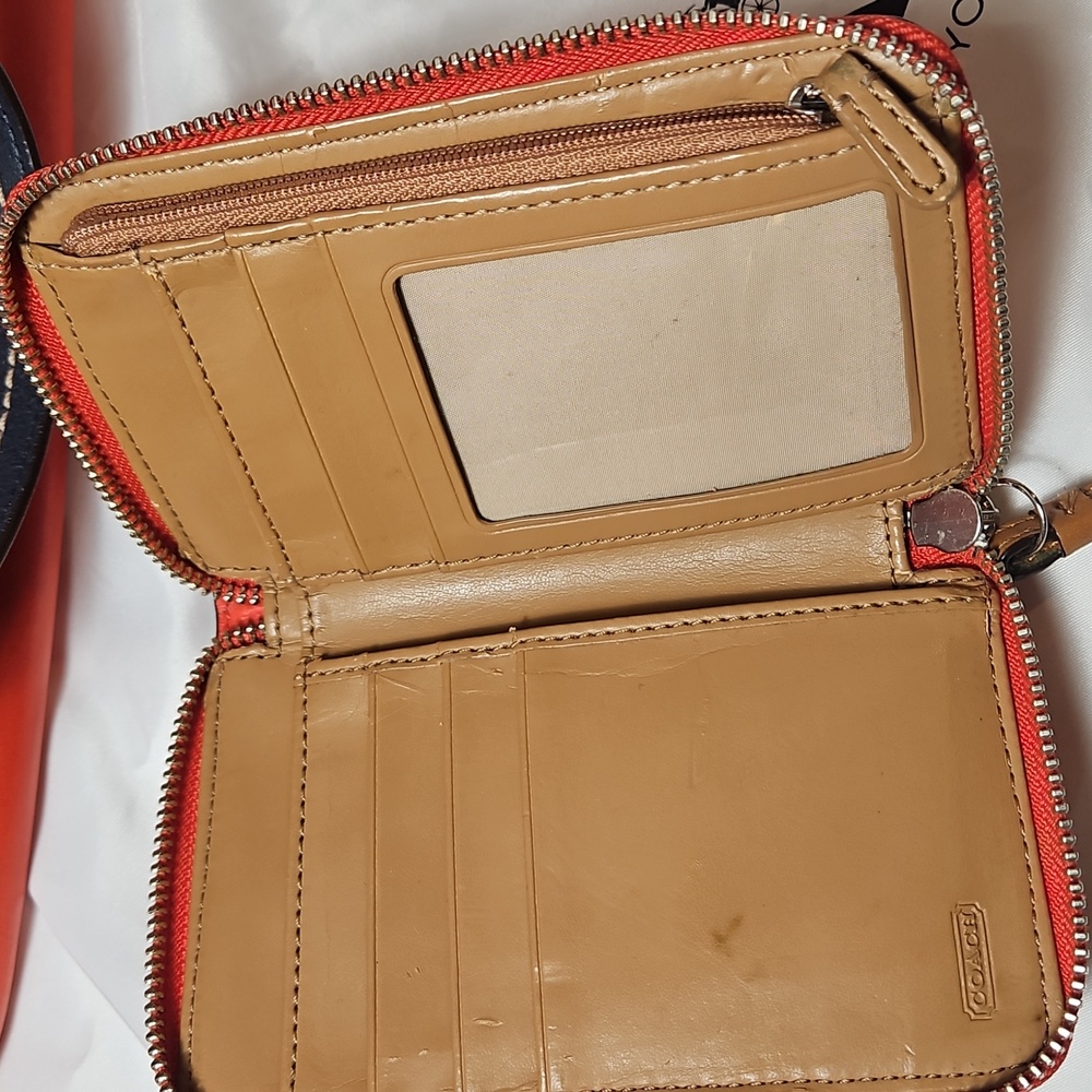 COACH - Colorblock Tote and Matching Wallet Set - Orange/Tan/Navy - Picture 10 of 13